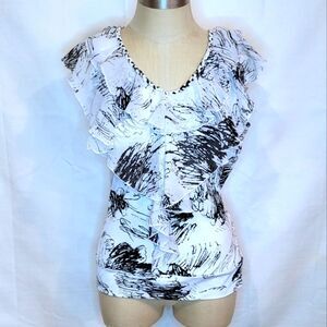 Sioni Dressy Ruffle Top Size Medium
